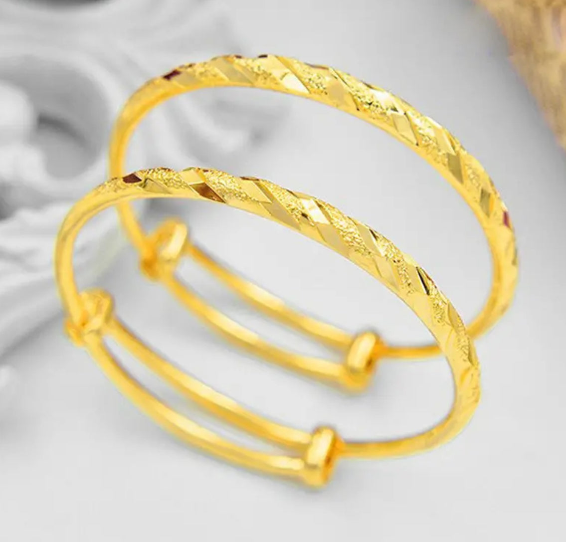 18k Gold Plated Baby Bangles - Lina & Jamilla ✨